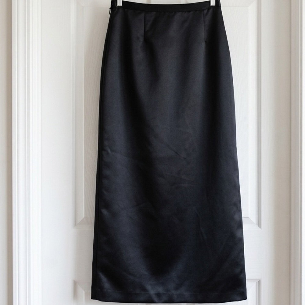 J.R. Nites by Caliendo Black Maxi Satin Skirt 8 Elastic Back Lined  Evening